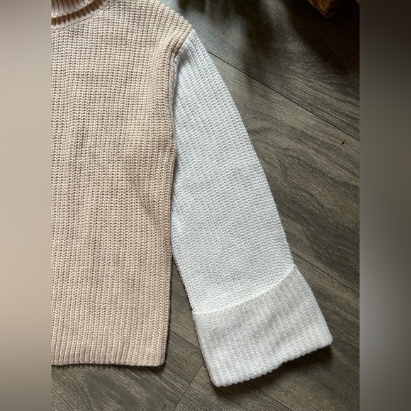 Simplee Turtleneck  Chunky Color Block Sweater - Picture 9 of 9
